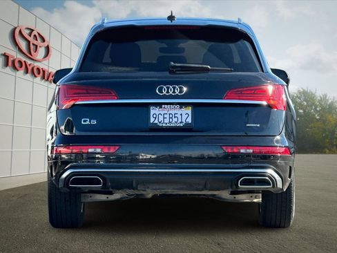 Used 2023 Audi Q5 2.0T Premium w/ Convenience Package image 4