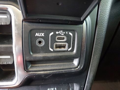 Used 2021 Jeep Gladiator Rubicon w/ Safety Group AWD/4WD image 29