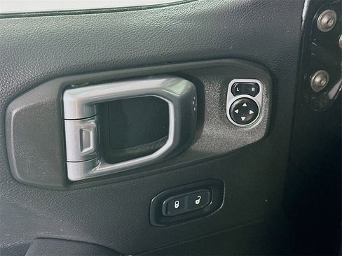 Used 2020 Jeep Wrangler Unlimited Rubicon image 24