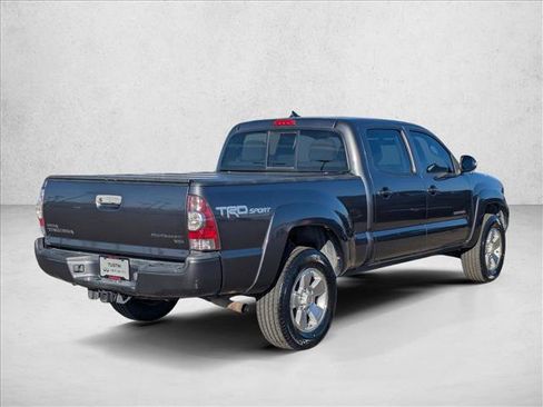 Used 2015 Toyota Tacoma PreRunner image 5