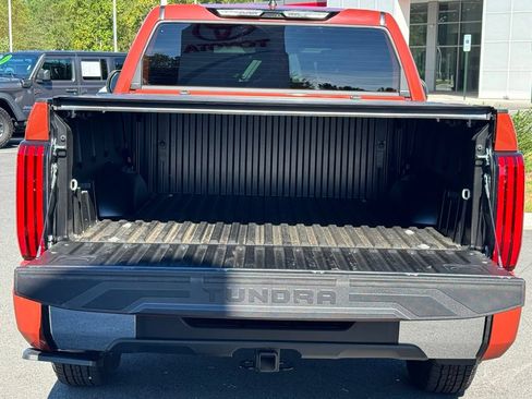 Used 2025 Toyota Tundra SR5 w/ TRD Off-Road Package AWD/4WD image 33
