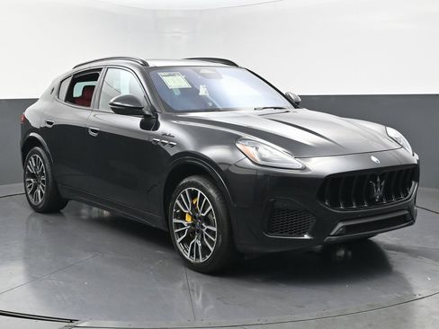 Used 2023 Maserati Grecale Modena image 3