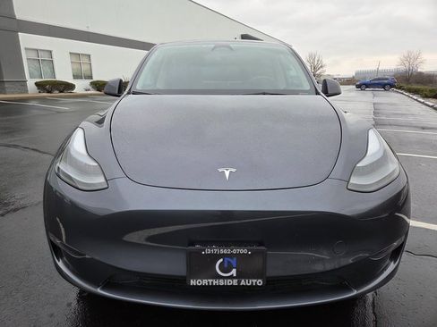 Used 2023 Tesla Model Y Long Range image 13