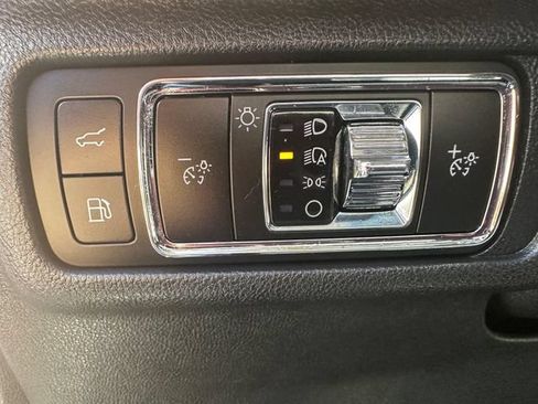 Used 2025 Lincoln Corsair Grand Touring w/ Equipment Group 301A AWD/4WD image 11