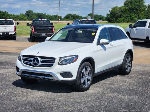 Used 2019 Mercedes-Benz GLC 300 image 3