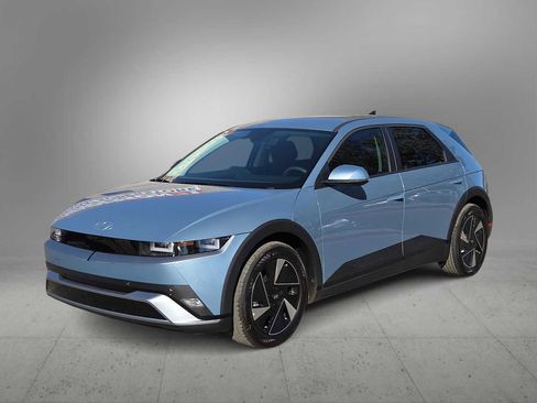 New 2026 Hyundai Ioniq 5 SE image 4