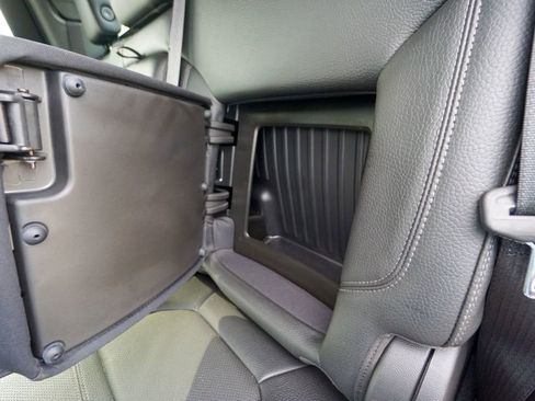 Used 2023 GMC Sierra 3500 Denali w/ Denali Ultimate Package image 38