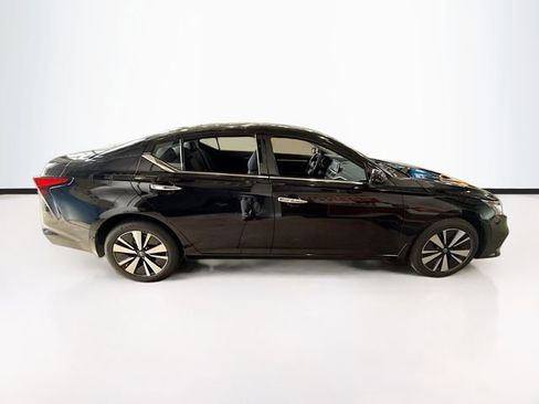 Used 2019 Nissan Altima 2.5 SV image 5