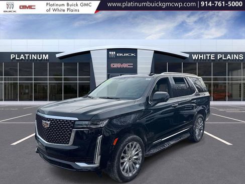 Used 2024 Cadillac Escalade Premium Luxury image 4