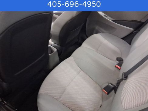 Used 2014 Hyundai Accent GLS image 6