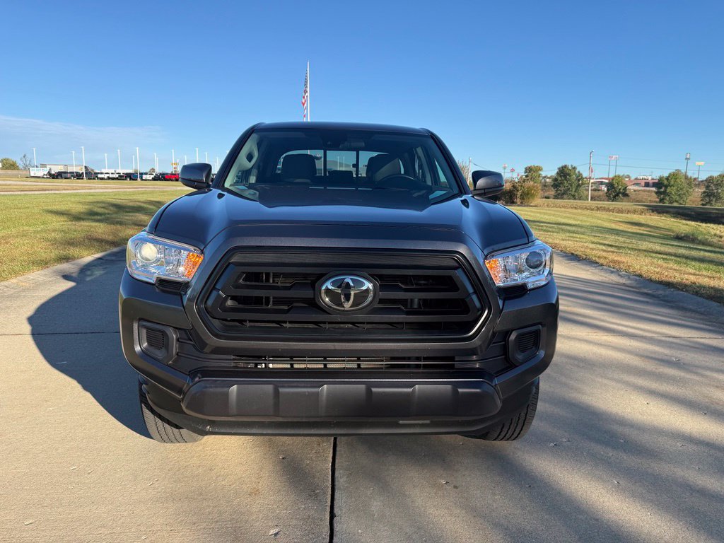 Used 2023 Toyota Tacoma SR AWD/4WD image 8