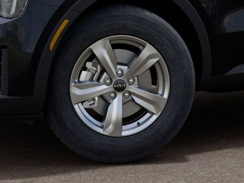 New 2026 Kia Sorento LX FWD image 9