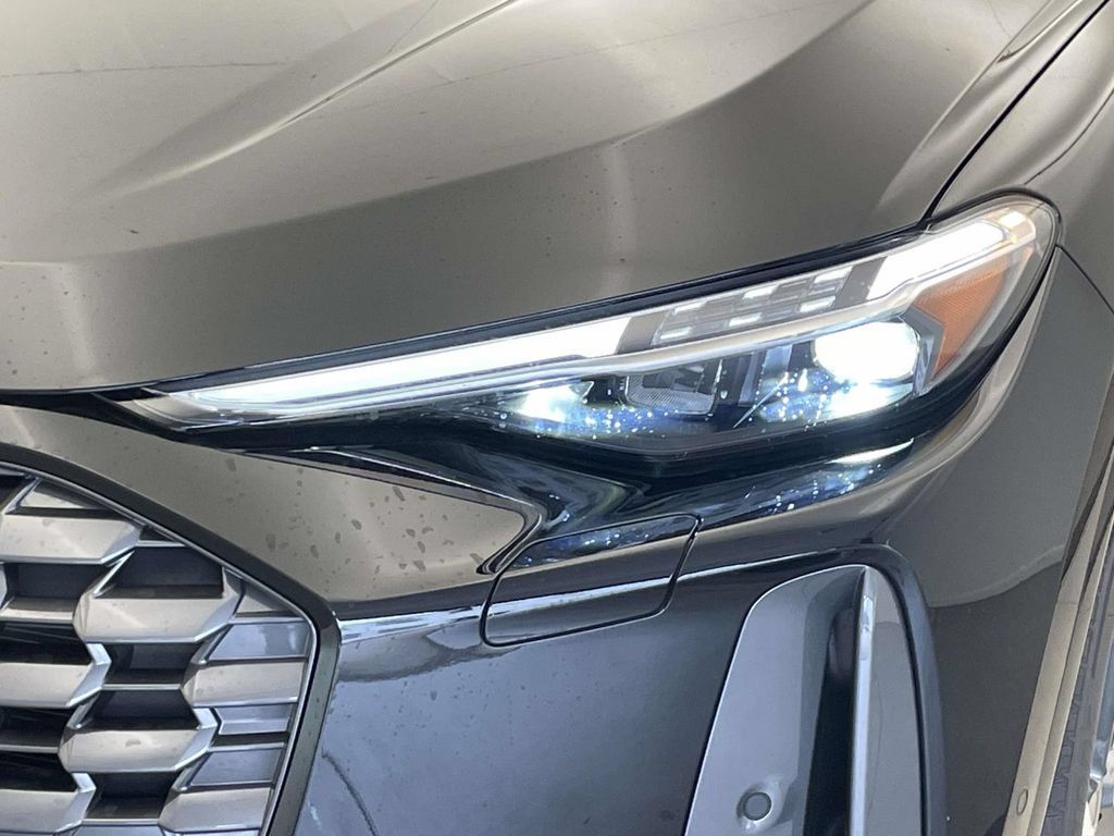 New 2026 Audi Q5 Premium Plus AWD/4WD image 15