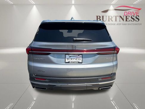 Certified 2025 Buick Enclave Preferred FWD image 8