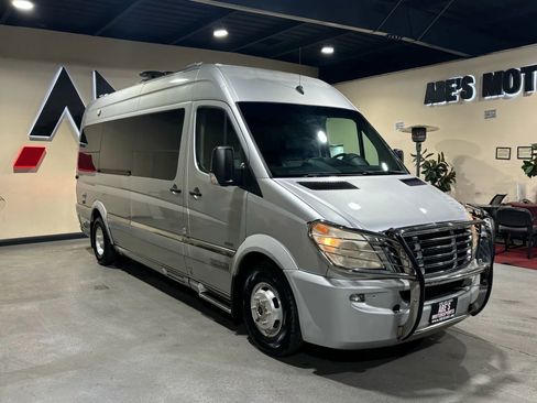 Used 2008 Freightliner Sprinter 3500 image 3