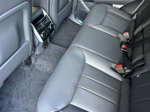New 2026 Land Rover Range Rover SE AWD/4WD image 19