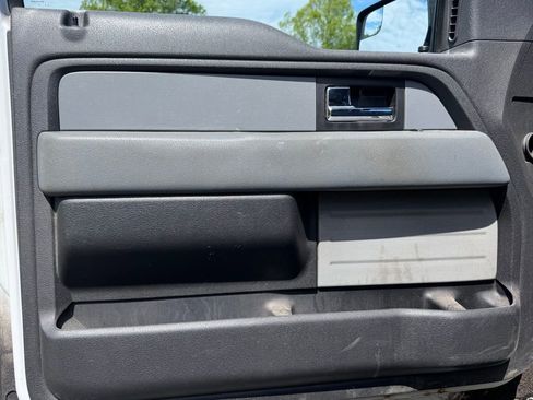 Used 2013 Ford F150 XL w/ Mid Equipment Group AWD/4WD image 9