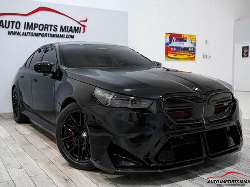 Used 2026 BMW M5 w/ Carbon Package image 34