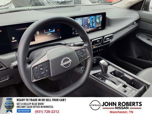 New 2026 Nissan Sentra SV w/ Floor Mat Package FWD image 4