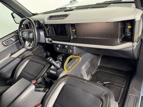 Used 2022 Ford Bronco Badlands image 16