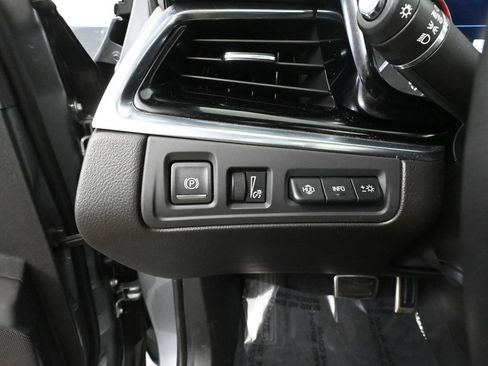 Used 2024 Cadillac XT6 Sport image 33