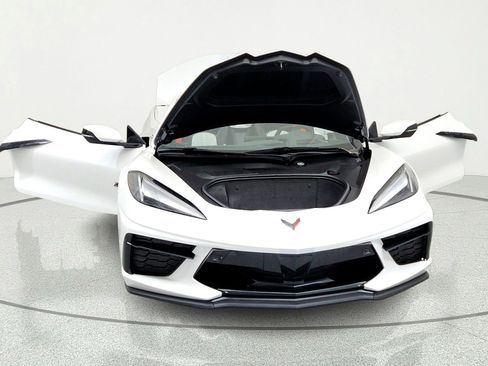 Certified 2023 Chevrolet Corvette Stingray Premium Conv w/ Z51 Performance Package RWD image 15