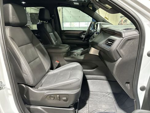 Used 2022 Chevrolet Tahoe Z71 w/ Off-Road Capability Package image 26