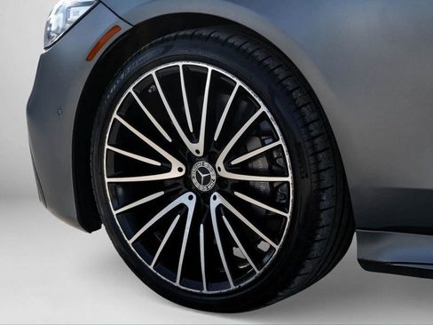 Used 2023 Mercedes-Benz S 580 4MATIC Sedan image 50