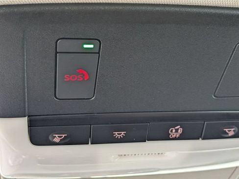 Used 2025 Nissan Altima 2.5 SV FWD image 23