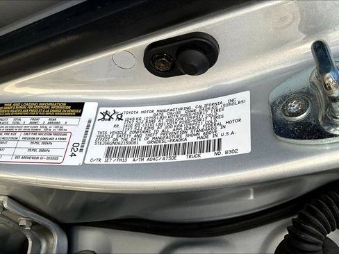 Used 2006 Toyota Tacoma PreRunner RWD image 17