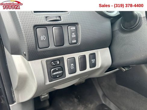 Used 2015 Toyota Tacoma 4x4 Double Cab w/ TRD Sport Package image 27