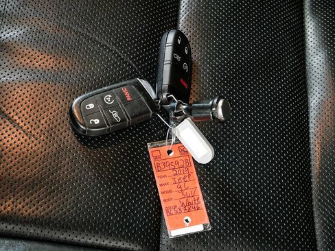 Used 2019 Jeep Grand Cherokee High Altitude AWD/4WD image 40