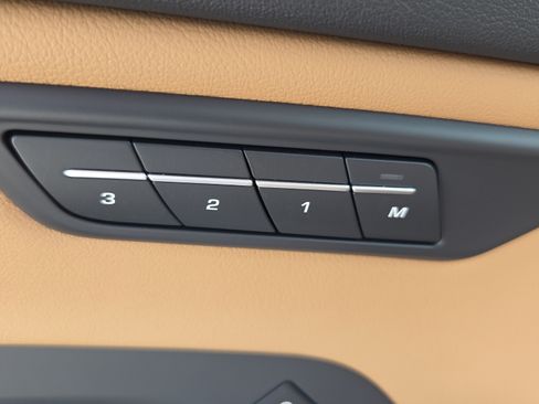 Used 2022 Jaguar E-PACE AWD/4WD image 28