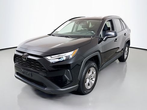 Used 2025 Toyota RAV4 LE image 3