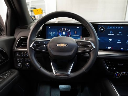 Used 2025 Chevrolet Tahoe LS image 19