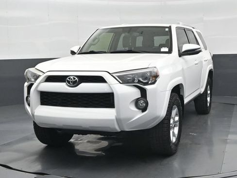 Used 2018 Toyota 4Runner SR5 Premium AWD/4WD image 35