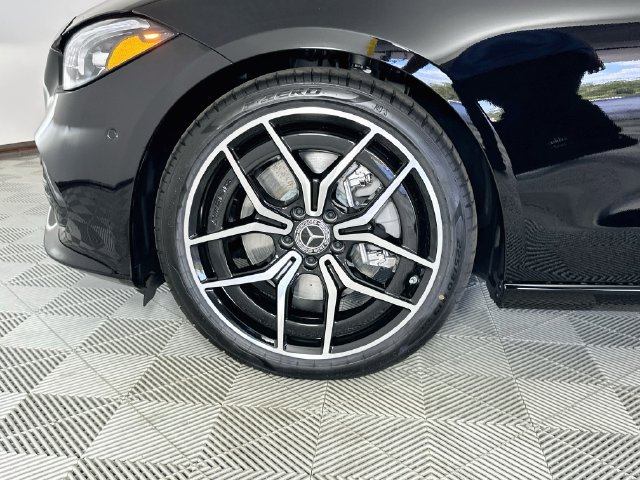Used 2026 Mercedes-Benz C 300 4MATIC Sedan image 29