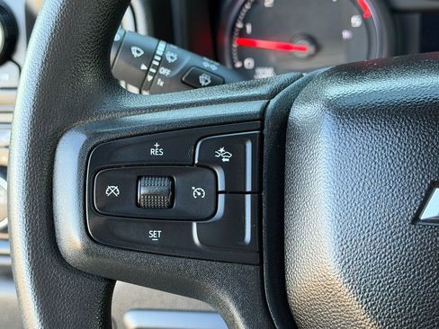 Used 2024 Chevrolet Silverado 3500 W/T image 32