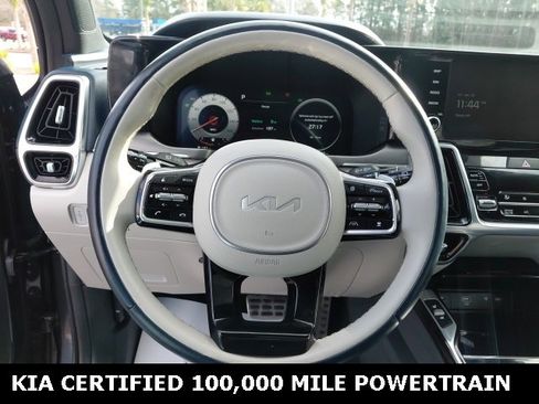 Certified 2023 Kia Sorento SX Prestige image 11