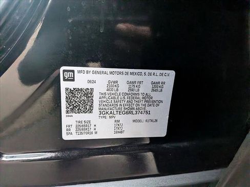 Used 2024 GMC Terrain SLE image 23