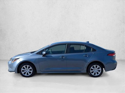 Used 2024 Toyota Corolla LE FWD image 8