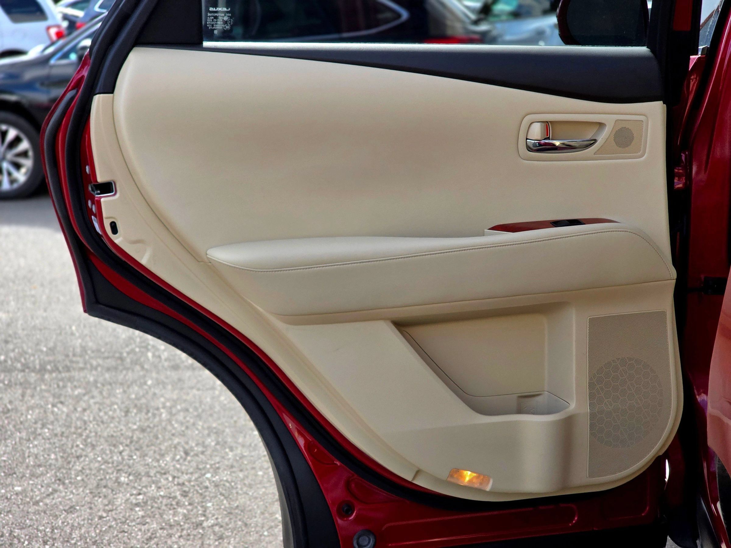 Used 2010 Lexus RX 450h 2WD image 32