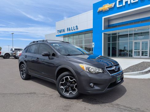 Used 2015 Subaru Crosstrek 2.0i Limited w/ Popular Package #2 AWD/4WD image 1
