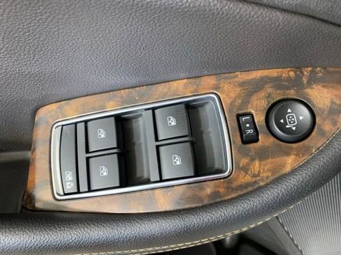 Used 2015 Chevrolet Impala LT w/ Convenience Package FWD image 28