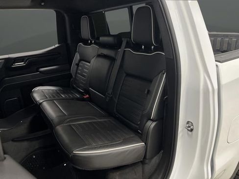 Used 2022 GMC Sierra 1500 AT4X image 34