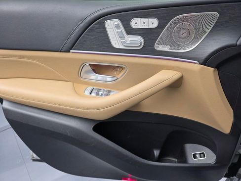 Used 2024 Mercedes-Benz GLE 450 4MATIC image 26