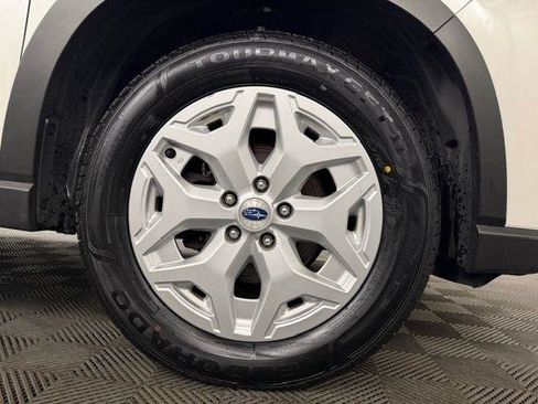Used 2022 Subaru Forester 2.5i image 18