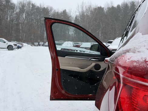 Used 2018 BMW X1 xDrive28i w/ Convenience Package image 21