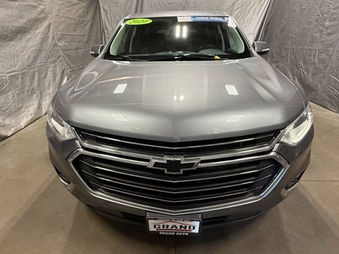Used 2020 Chevrolet Traverse LT w/ LPO, Floor Liner Package AWD/4WD image 2