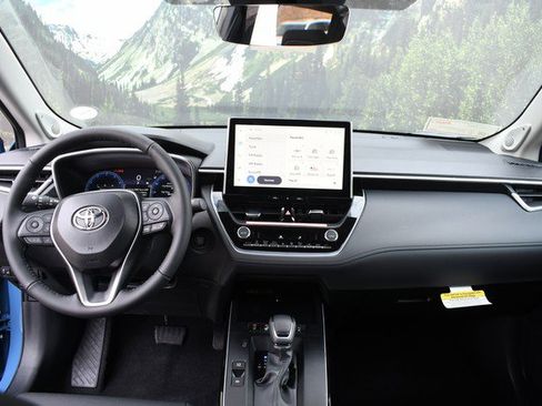 New 2026 Toyota Corolla Cross XLE image 9